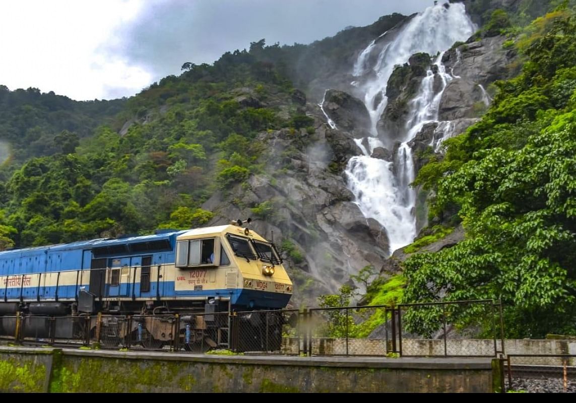 DUDHSAGAR FALLS DUDHSAGAR FALLS